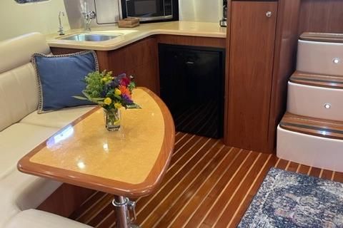 2004 Tiara Yachts 36 Sovran