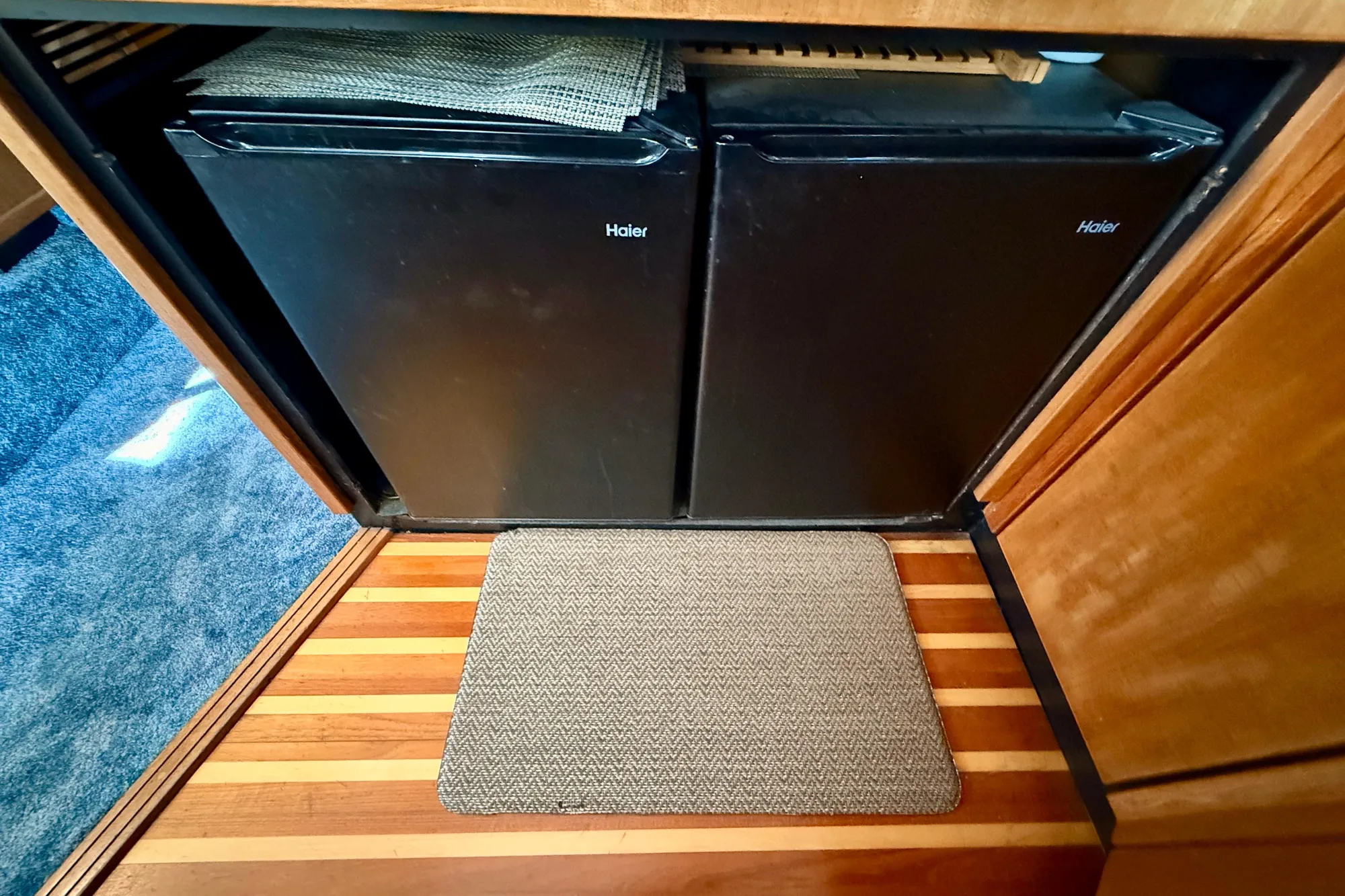 Dual Haier mini-fridges in 1998 Bayliner 3988 Command Bridge Motoryacht kitchen area.