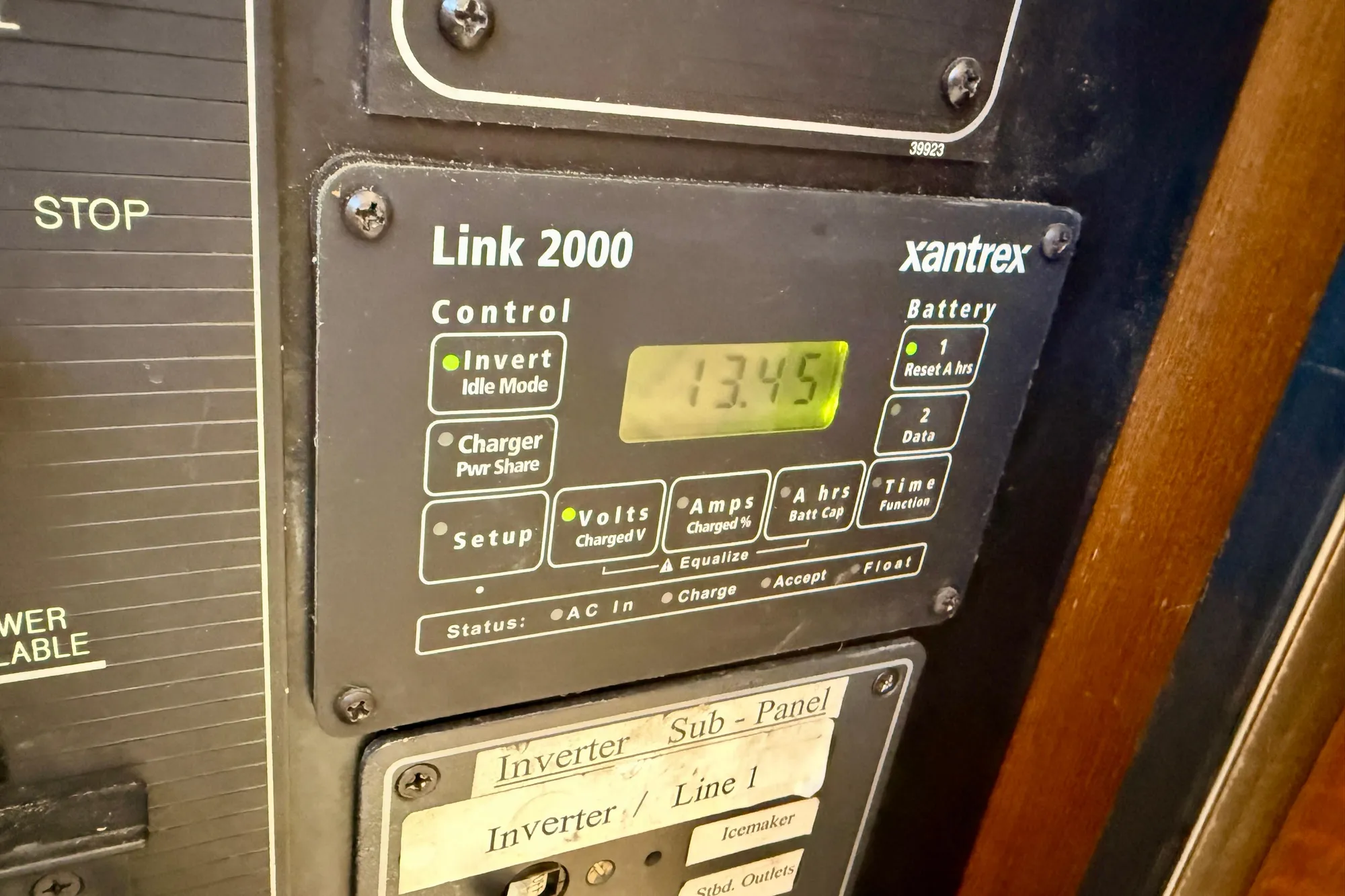 Xantrex Link 2000 control panel on 1998 Bayliner 3988 Command Bridge Motoryacht.