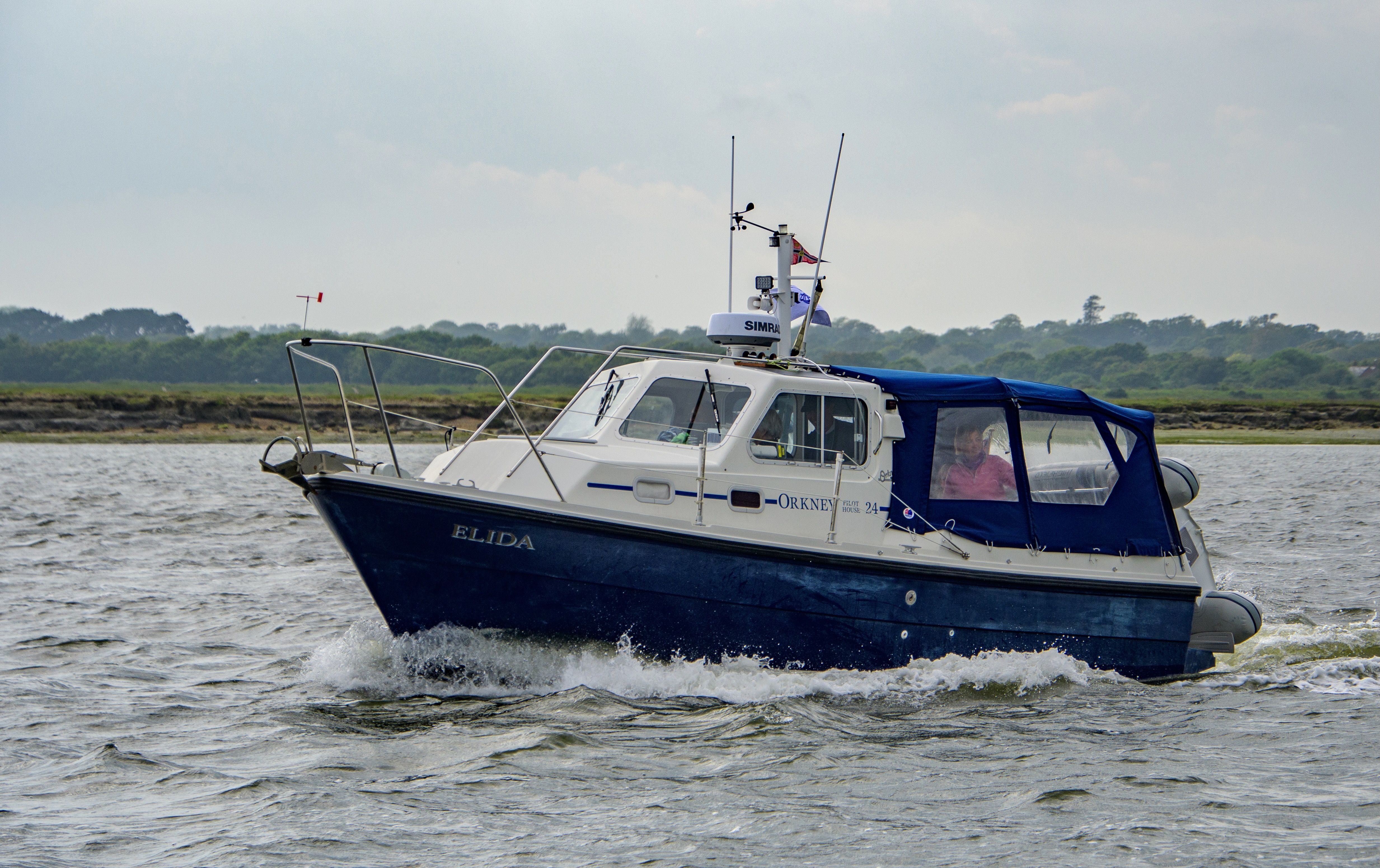 2005 Orkney Pilothouse 24
