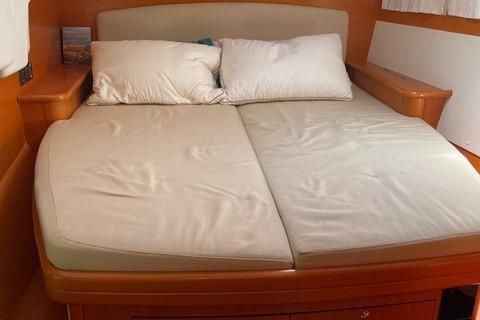 2007 Lagoon 44 