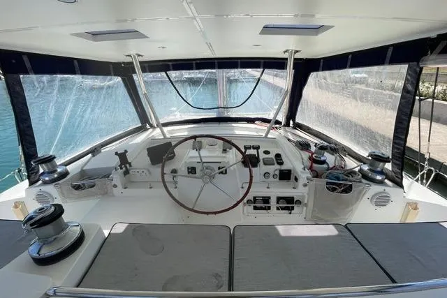  Yacht Photos Pics Lagoon 440 owners version 2007