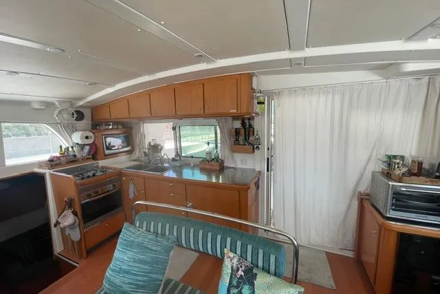  Yacht Photos Pics Lagoon 440 owners version 2007