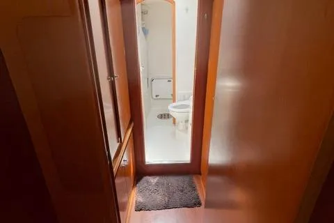  Yacht Photos Pics Lagoon 440 owners version 2007