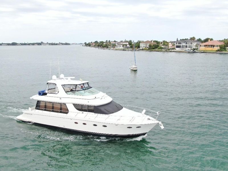 2004 Carver 570 Voyager Pilothouse