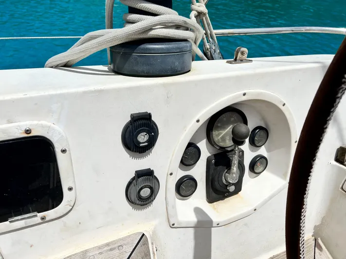 Godspeed Yacht Photos Pics 