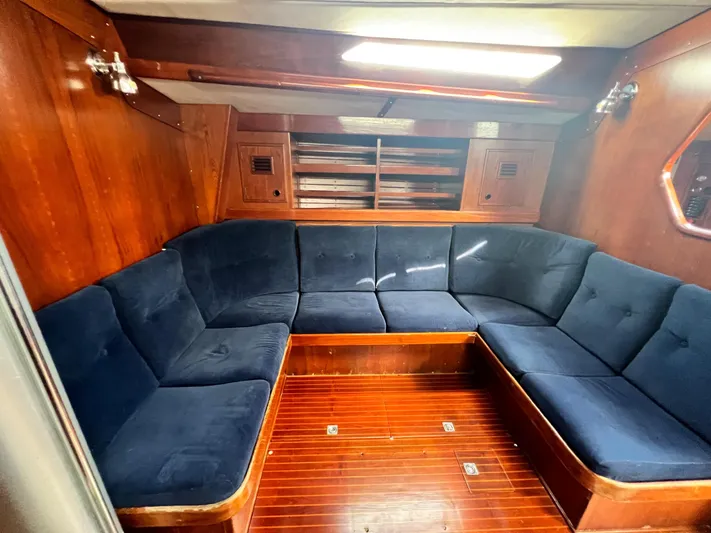 Godspeed Yacht Photos Pics 