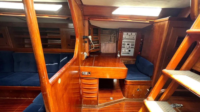 Godspeed Yacht Photos Pics 