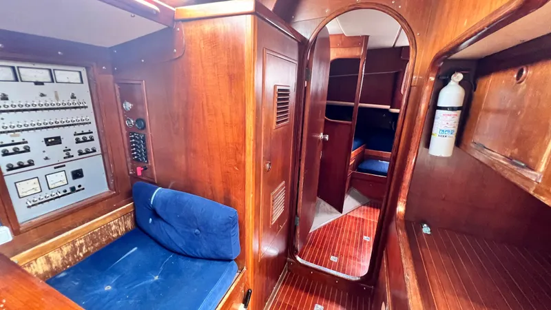 Godspeed Yacht Photos Pics 