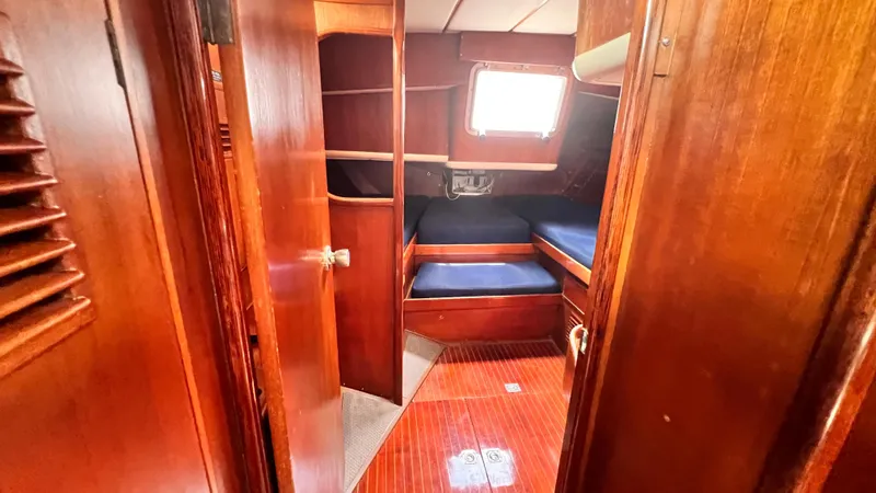 Godspeed Yacht Photos Pics 