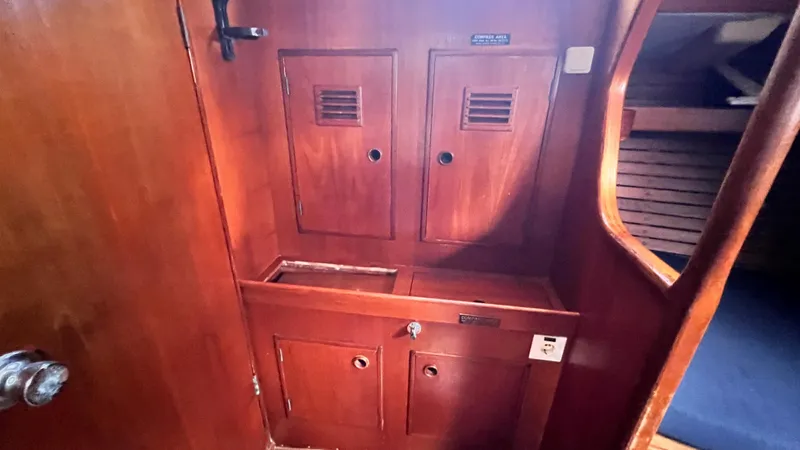 Godspeed Yacht Photos Pics 