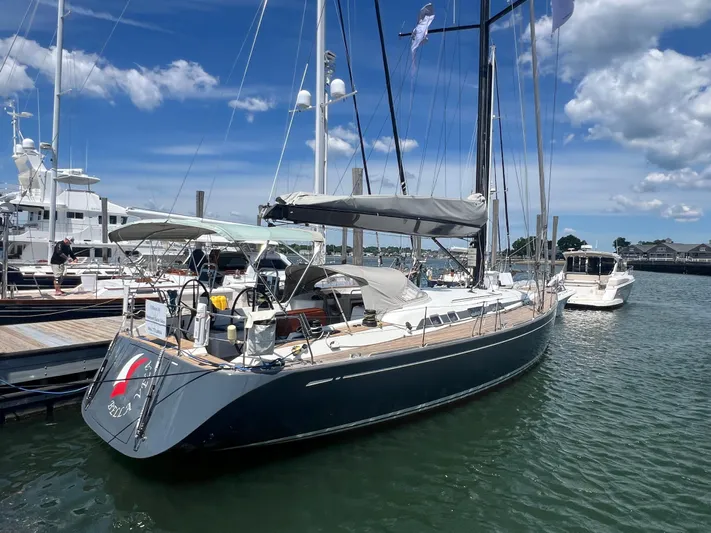 Bella Vela Yacht Photos Pics 