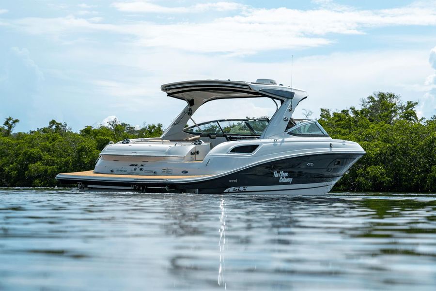 2016 Sea Ray 350 SLX