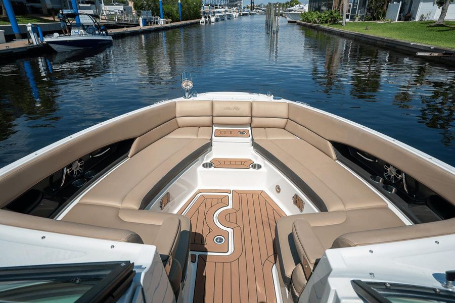 2016 Sea Ray 350 SLX