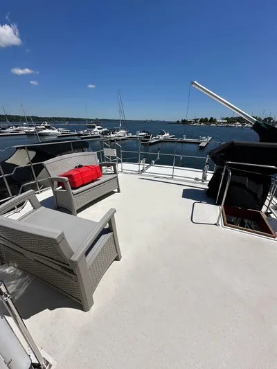 Boatel I Yacht Photos Pics 