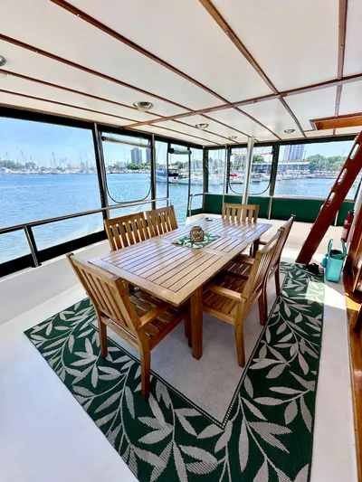 Boatel I Yacht Photos Pics 