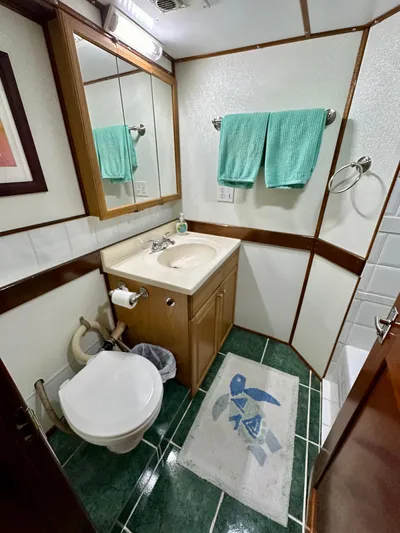 Boatel I Yacht Photos Pics 