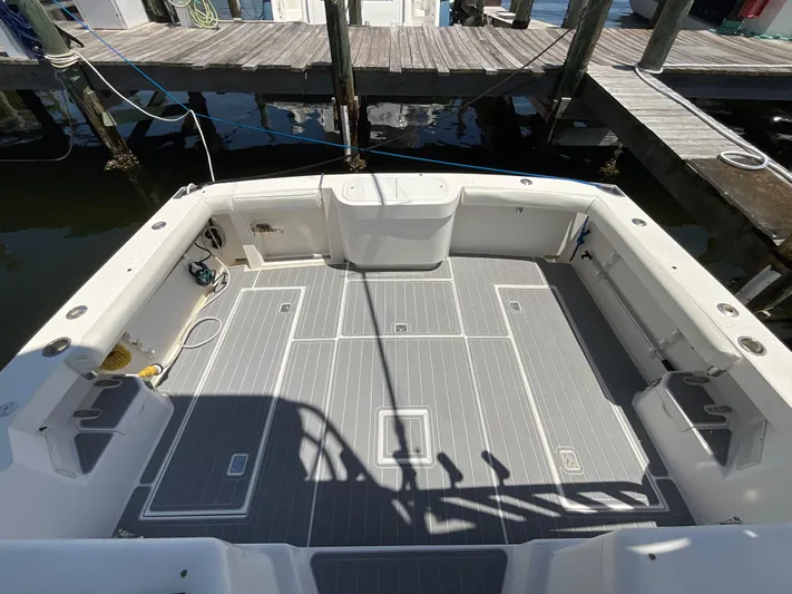 Renegade Yacht Photos Pics 