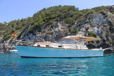 2002 Grand Banks 38 eastbay express 38