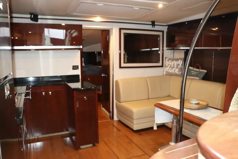  Yacht Photos Pics 2010 Sea Ray Sundancer 500 - Image 26