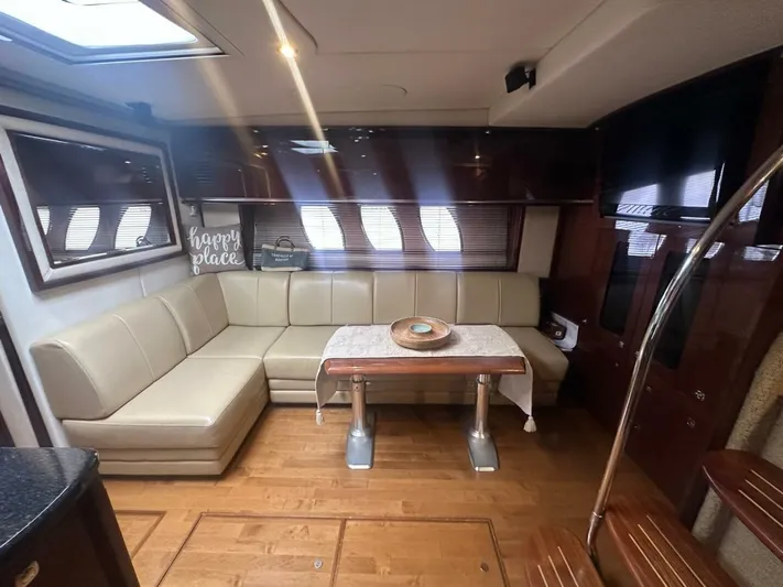  Yacht Photos Pics 2010 Sea Ray Sundancer 500 - Image 24