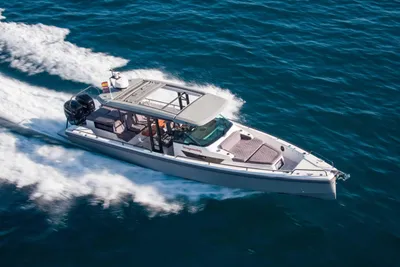 2018 Axopar 37 Sun Top