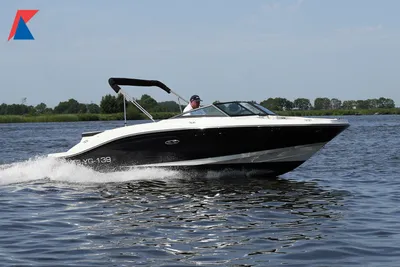 2023 Sea Ray SPX 210