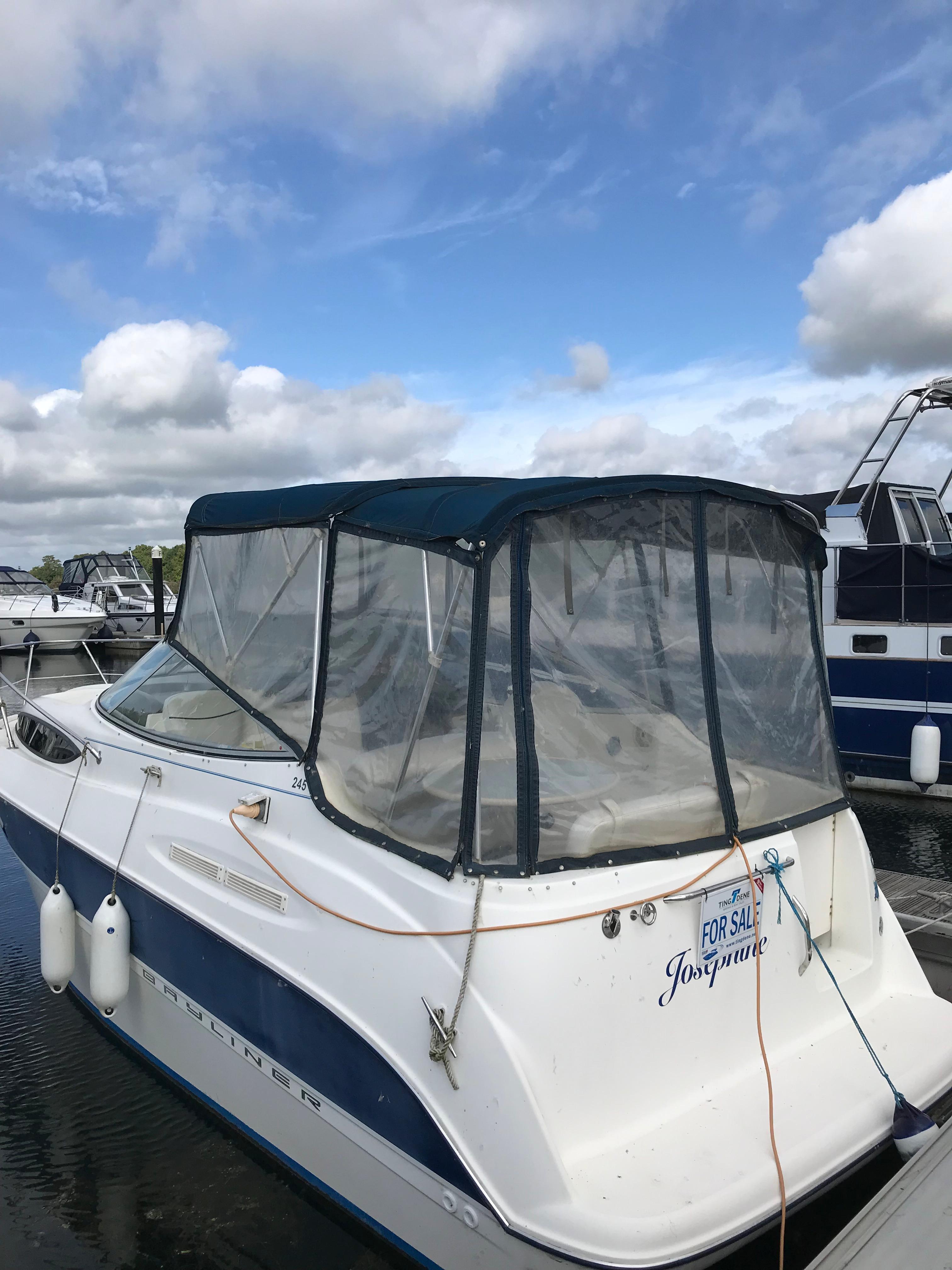 Bayliner 245 deals