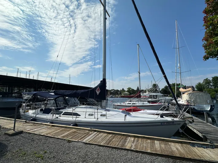 Wakes Yacht Photos Pics Catalina 36 MkII 2005 sailboat docked at marina under a clear blue sky.