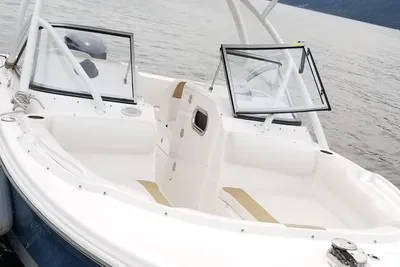 Edgewater 245 Cc