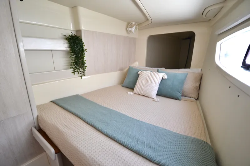 Mojito Yacht Photos Pics 