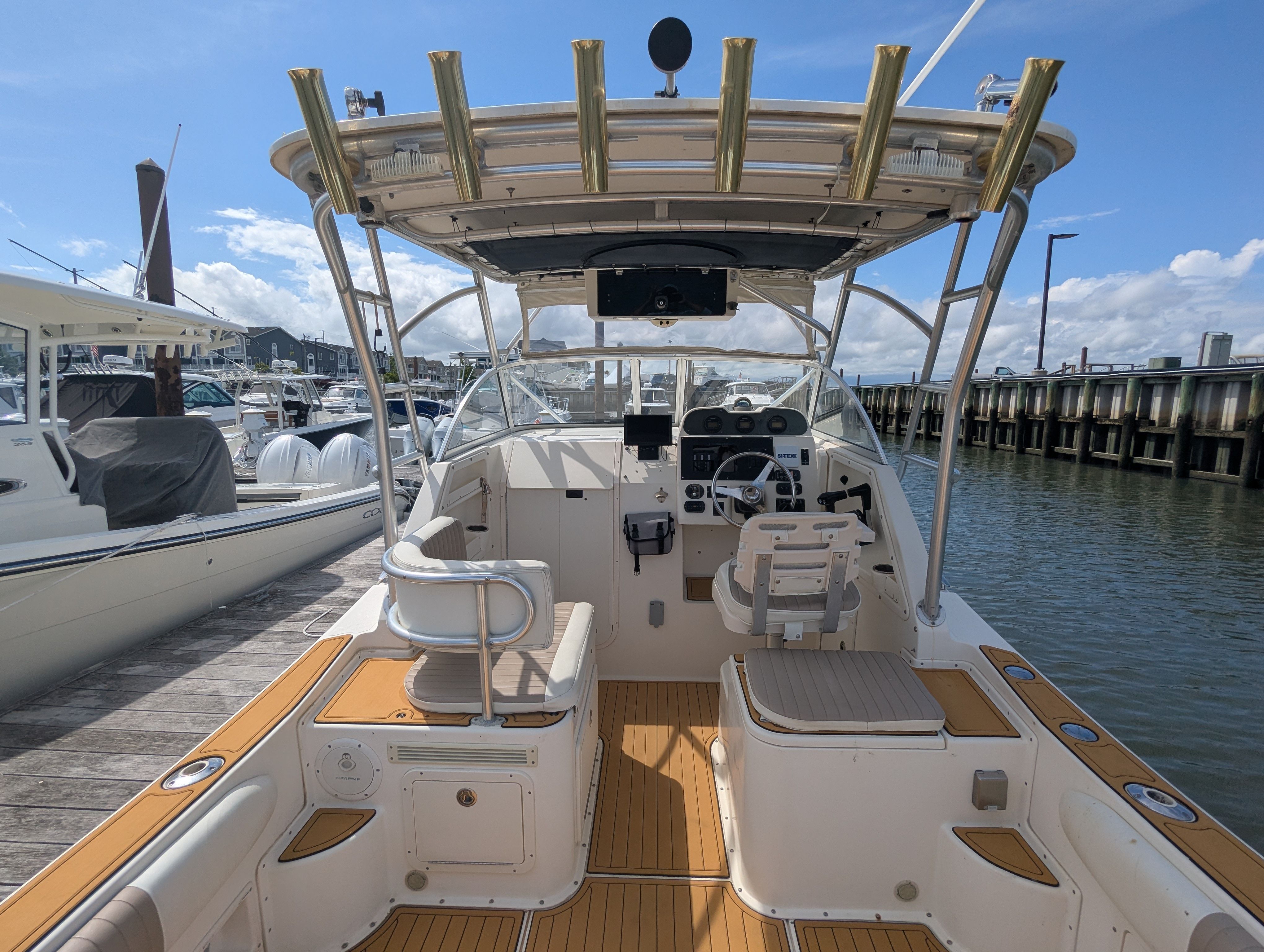 2005 WORLD CAT 270 EC - Image 6