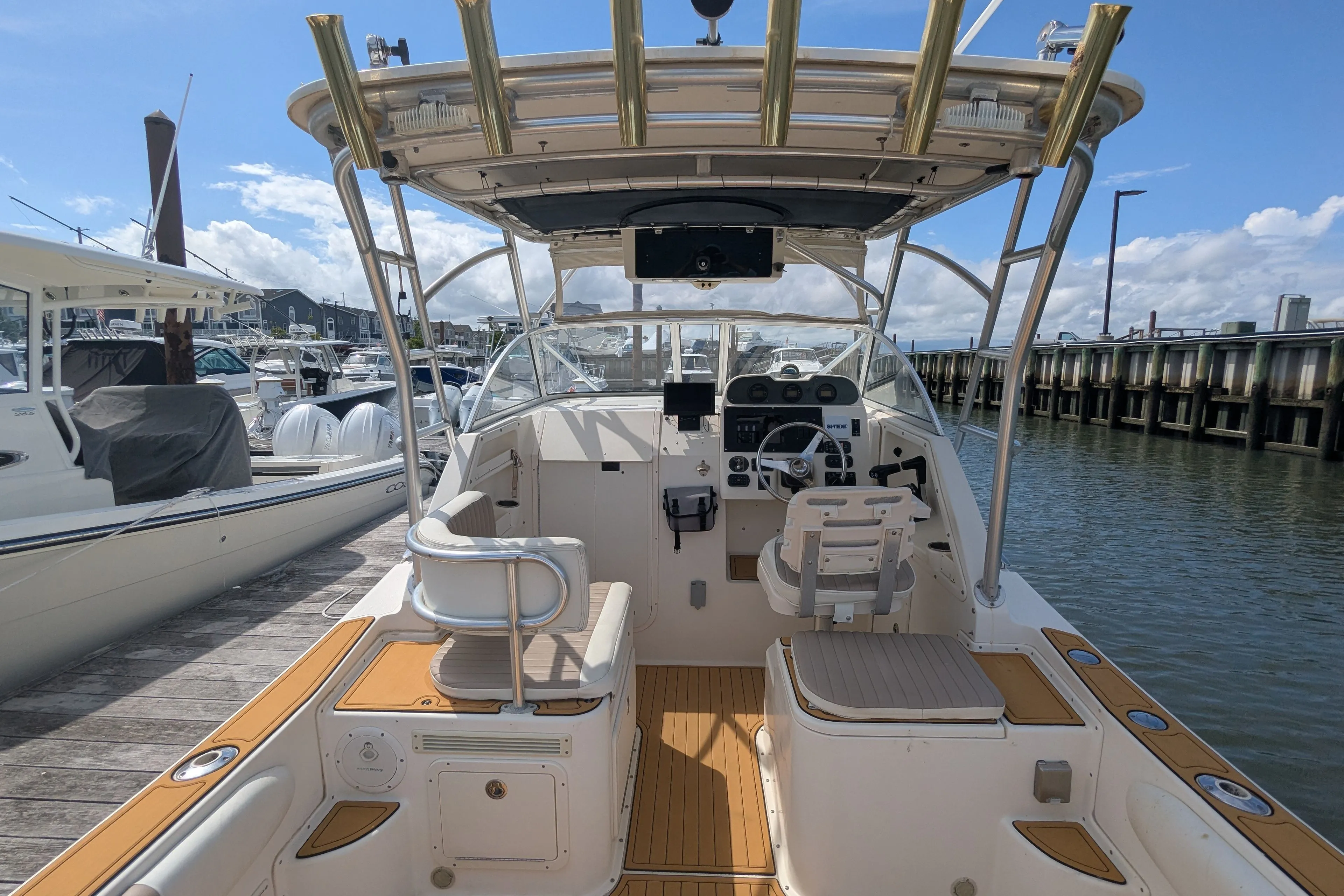 2005 WORLD CAT 270 EC - Image 6