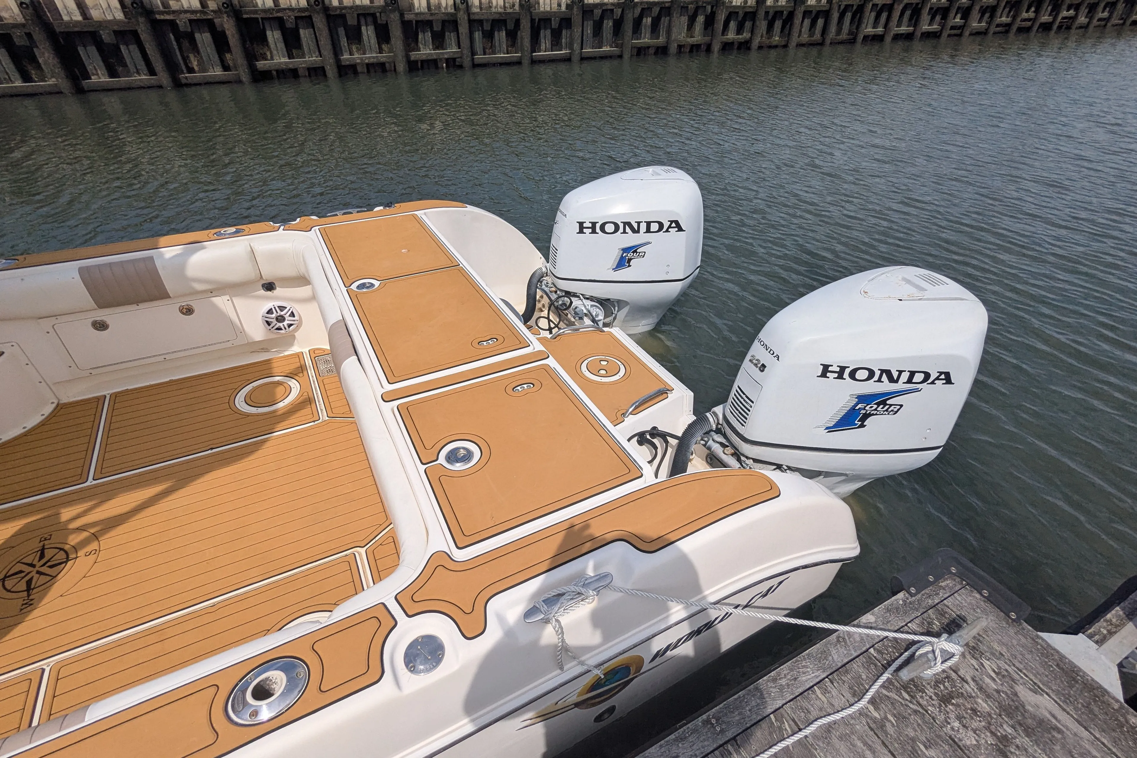 2005 WORLD CAT 270 EC - Image 5