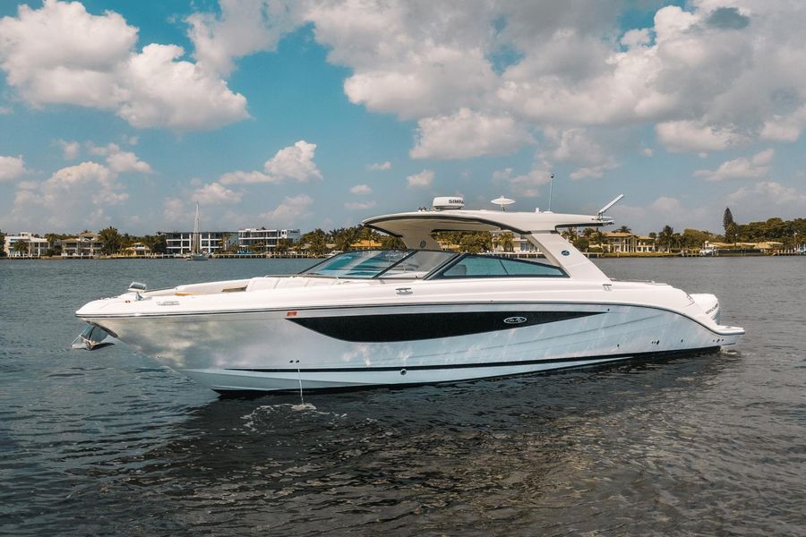 2020 Sea Ray SLX 400 OB