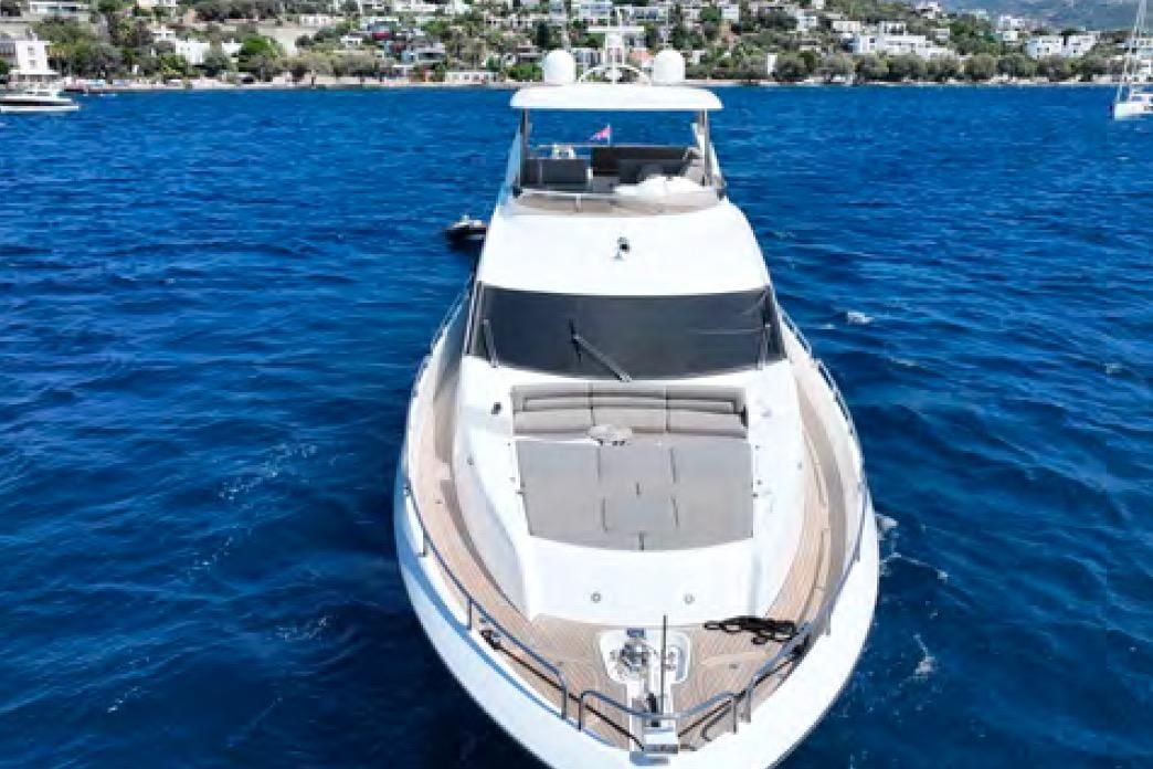 2011 Sunseeker 80 