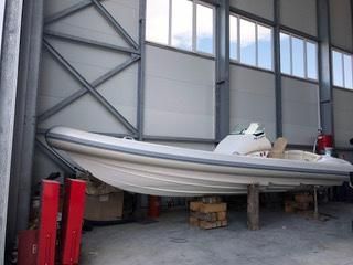 2011 Scorpion Stealth