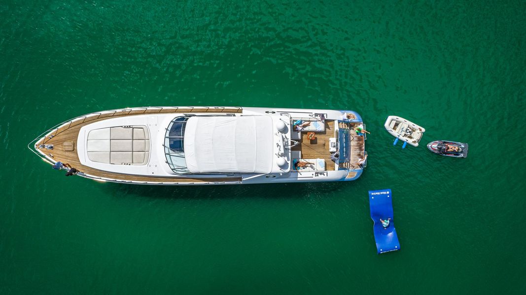 2006 Mangusta 80
