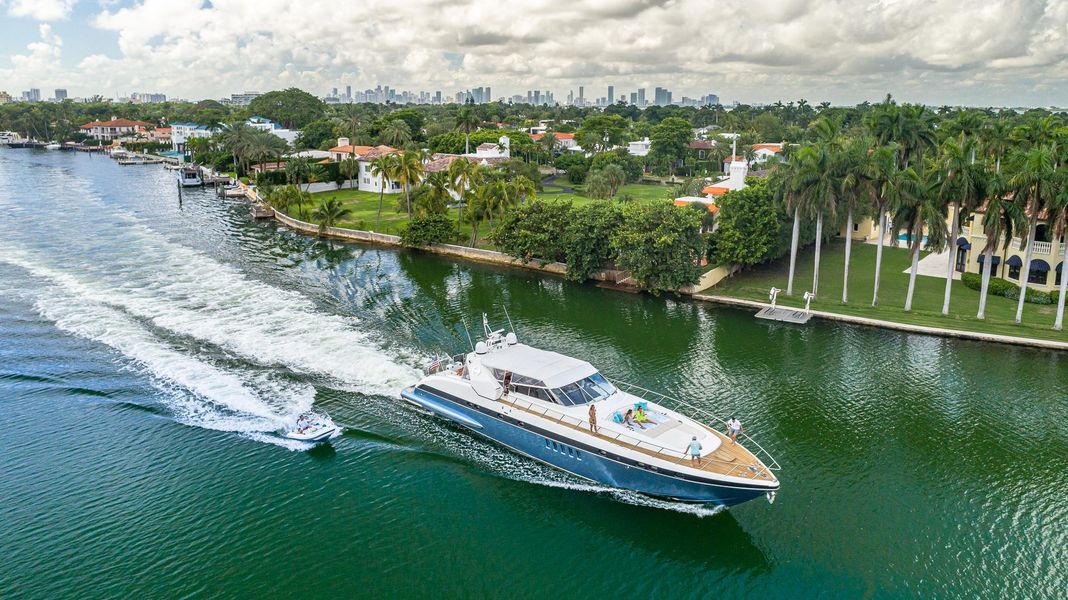 2006 Mangusta 80