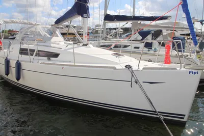 2010 Jeanneau 30i Sun Odyssey