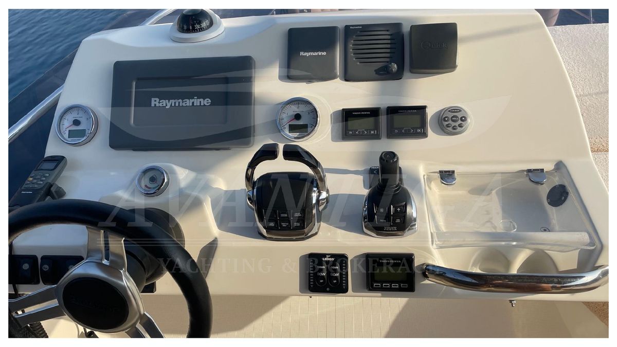 2012 Prestige 49 