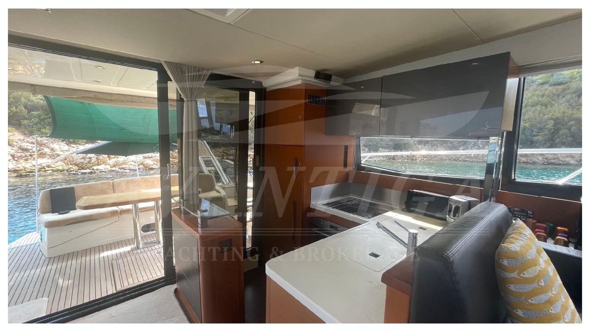 2012 Prestige 49 