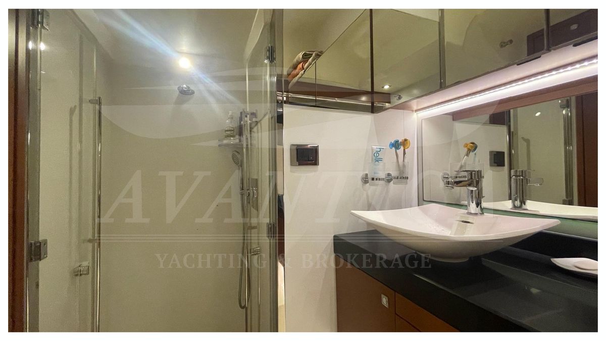 2012 Prestige 49 