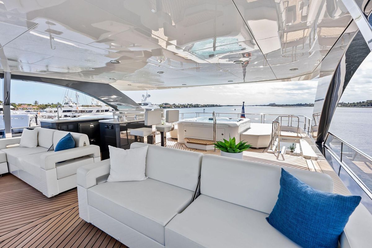 2024 Ocean Alexander 115 