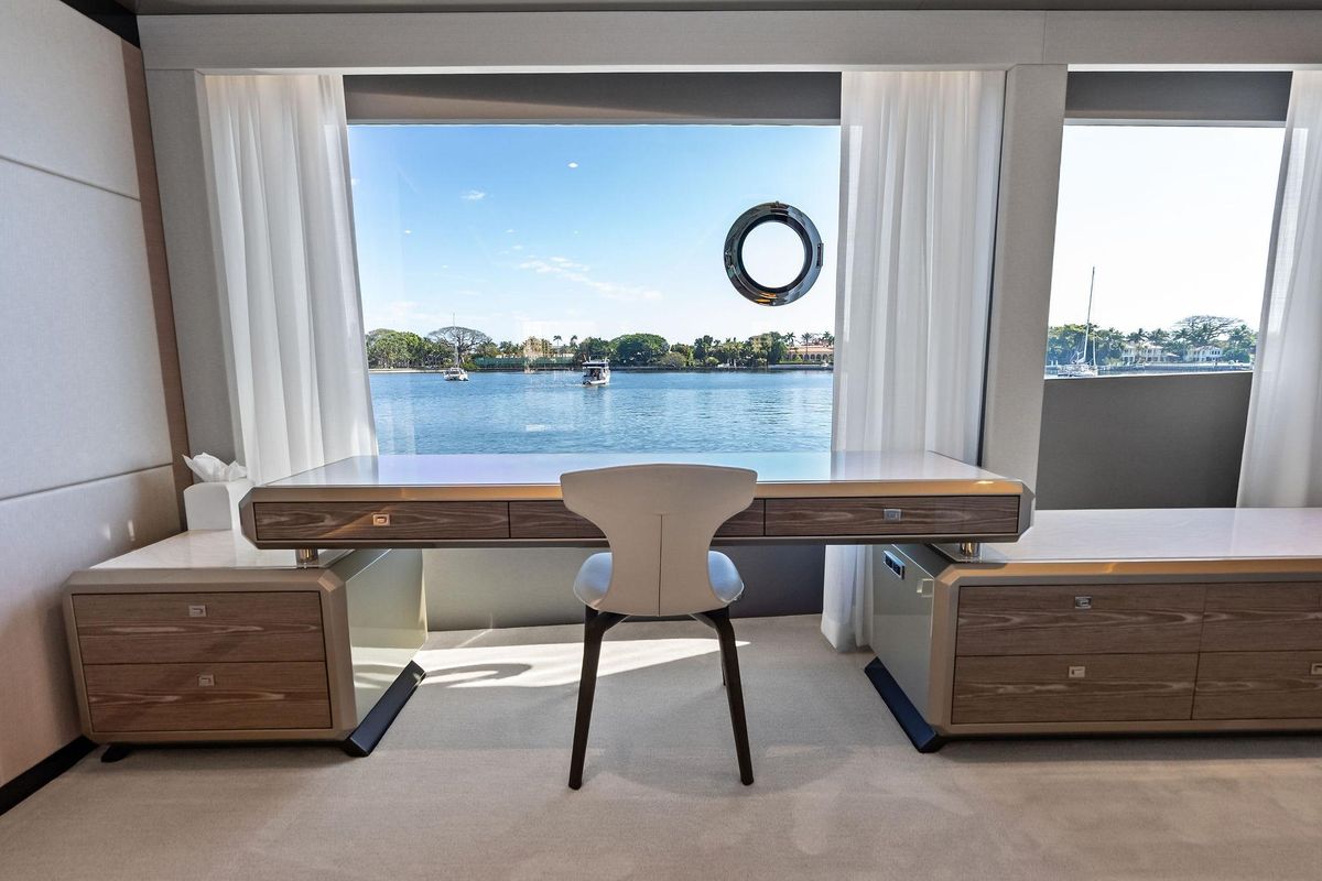 2024 Ocean Alexander 115 