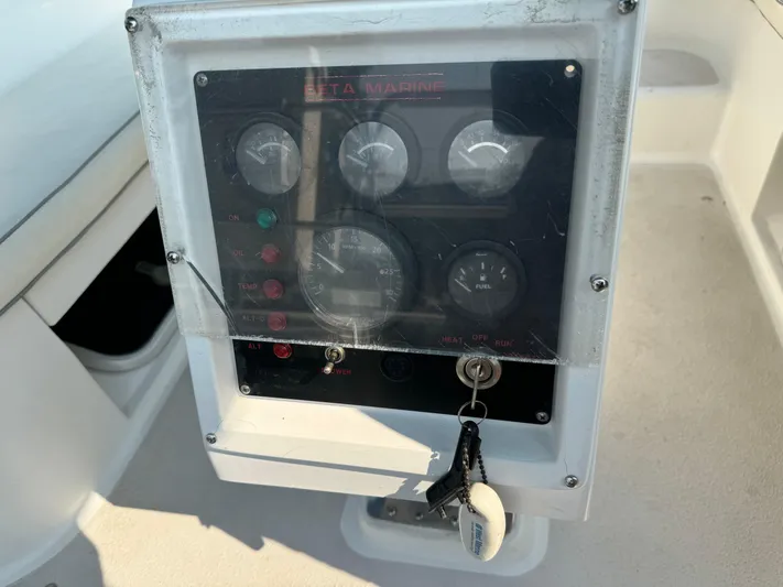 Inishowen Yacht Photos Pics Engine Control Panel