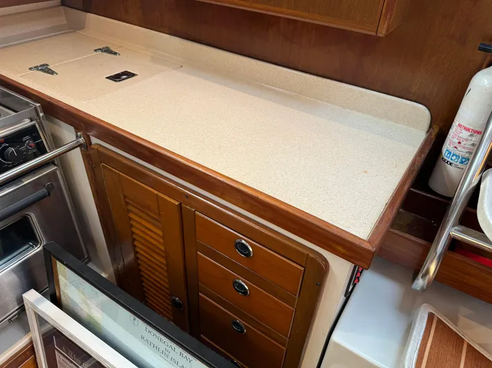 Inishowen Yacht Photos Pics Galley Drawers