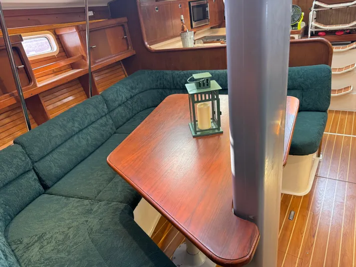 Inishowen Yacht Photos Pics Convertible Dinette Table