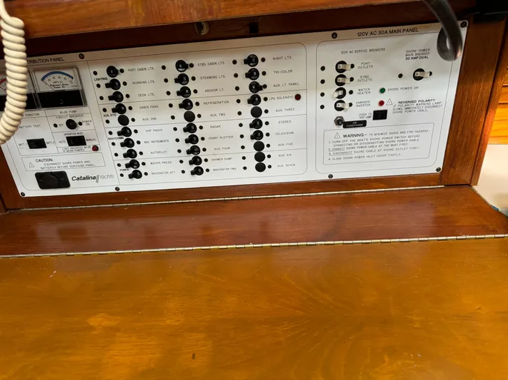 Inishowen Yacht Photos Pics Electrical Panel