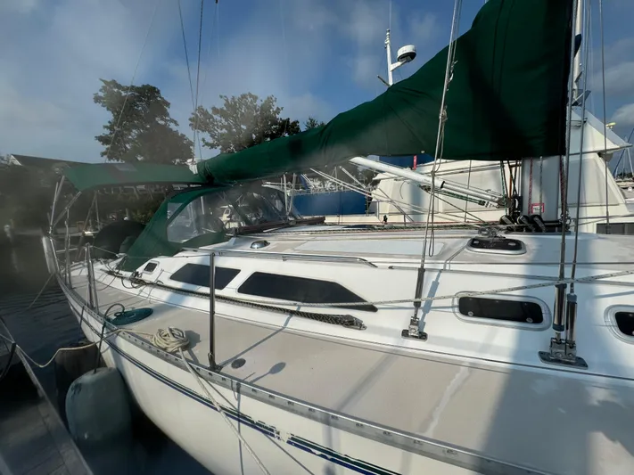 Inishowen Yacht Photos Pics Side Deck